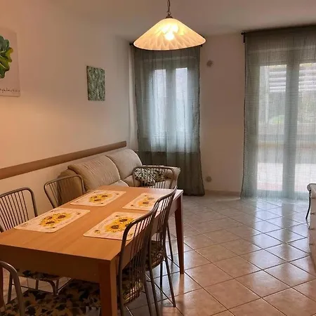 Tranquillo Con Patio E Piscina La Caduta